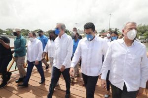 Abinader afirma este es el mejor momento para invertir en la República Dominicana