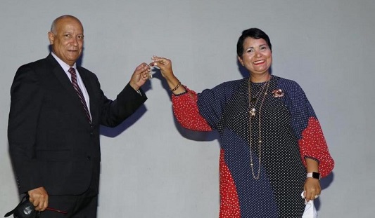 Lourdes Batista toma posesión como nueva comisionada dominicana de cultura en EE.UU.