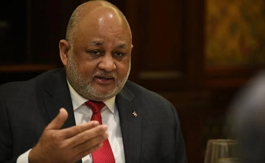 Ministro Educación dice jornada escolar será de 4 horas y las clases virtuales de 30 minutos