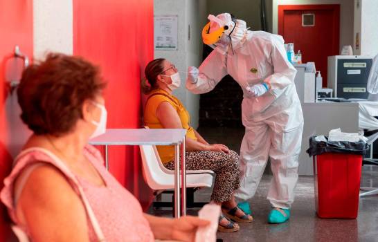 Aumenta a 2,034 los muertos por Covid-19 en RD; reportan 596 nuevos contagios