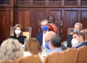 Consejo de Ministros aprueba proyecto de presupuesto por 1 billón de pesos para el 2021