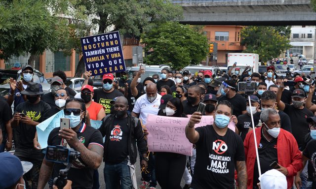 El entretenimiento nocturno va al Palacio a exigir su reapertura 