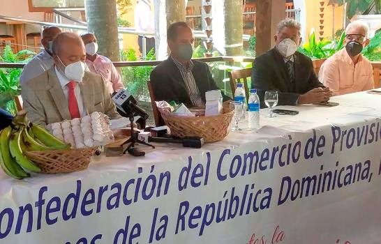 Comerciantes con el grito al cielo! Dicen altos precios, dolar y apagones lo llevan a la quiebra