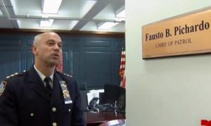 Quillao con el Alcalde, dominicano Fausto Pichardo renuncia a su cargo de jefe de patrulleros de NY y pide su retiro