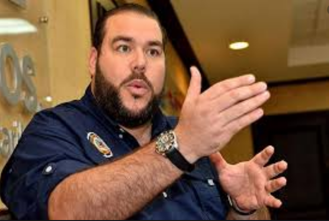 Qué bochincheee! Gómez Casanova dice Abinader no lo ha cancelado de Portuaria; reclama 1 MM por sueldos sin pagar