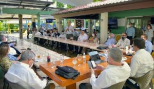 Ministro de Turismo se reúne con empresarios hoteleros y asociaciones turísticas de Puerto Plata
