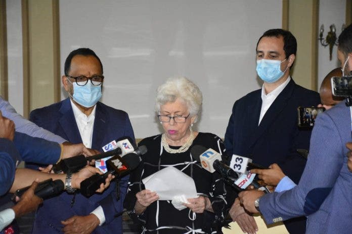 Presidente Abinader suspende 36 funcionarios por no presentar declaraciones juradas de bienes