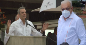 Alcalde de Río San Juan abandona evento en Playa Grande tras ser vejado por escolta del presidente Abinader