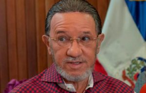 Amable Aristy es operado de emergencia en un hospital de Miami por problemas cardíacos