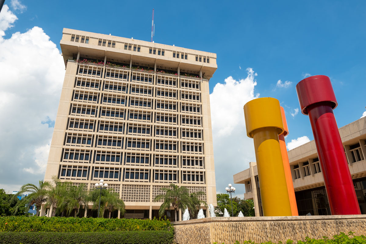 Economía dominicana creció 4.0 % en primer cuatrimestre de 2026; minería, zonas francas y turismo los de mayor avance