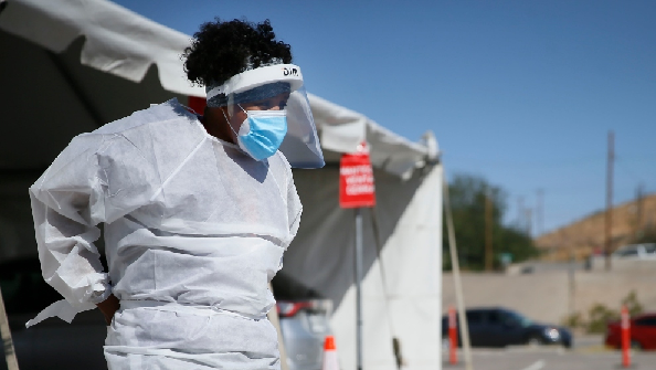 Dos defunciones y 640 nuevos contagios por Covid-19 en la República Dominicana