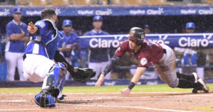 Al menos 40 jugadores de los equipos participantes en torneo béisbol invernal han dado positivo a Covid-19
