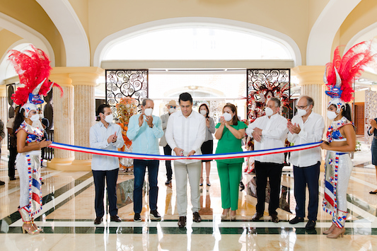 Cadena hotelera Iberostar reabre las puertas de Iberostar Grand Bávaro