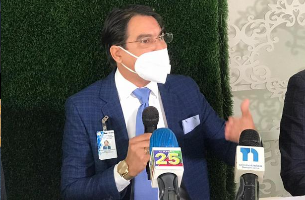 Director del hospital Cabral y Báez dice algunos equipos suplidos por Alexis Medina no funcionan
