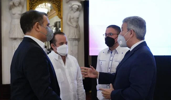 Y dale con los $100 millones! Paliza también justifica entrega de 