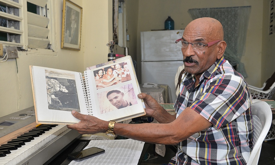 Muere de un infarto el pianista y productor musical dominicano Sony Ovalles