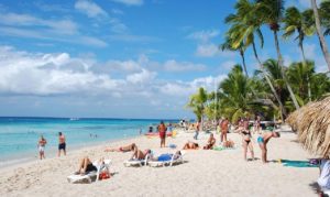 Se desploma el turismo extranjero en RD; cayó un 64.7% en lo que va de año y un 78.47% en noviembre con relación al 2019