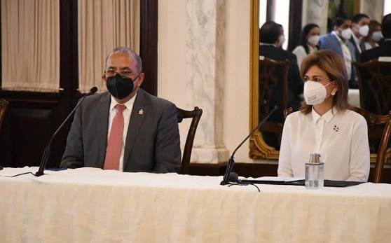 Qué golpe! Gobierno aplica cero chercha en Navidad y Año Nuevo; endurece toque de queda y prohíbe venta de bebidas alcohólicas