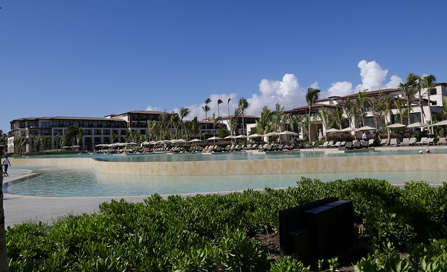 Turismo sancionará hotel Lopesan Costa Bávaro por incumplir normas Covid