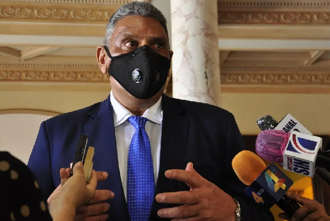 Ministro Interior enmienda plana a PN: 