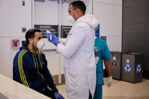 A partir de este martes deberás presentar una prueba negativa de COVID para poder entrar a los EE.UU.