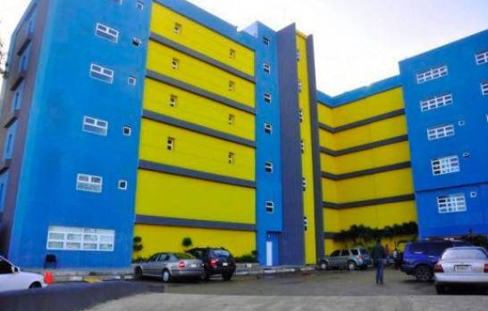 Santiago asediado por Covid-19; clínicas y hospitales no dan abasto, están copadas en su totalidad