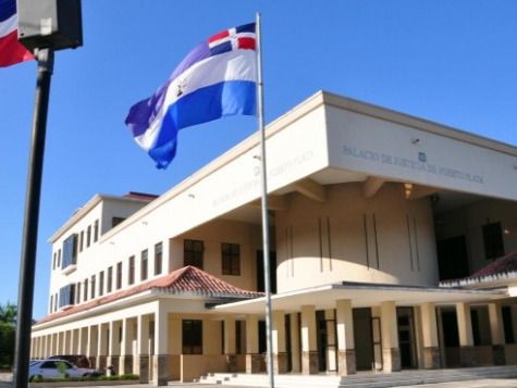 Gobierno Danilo Medina evitó que más de 700,000 cayeran en la pobreza, según estudio del Ministerio de Economía