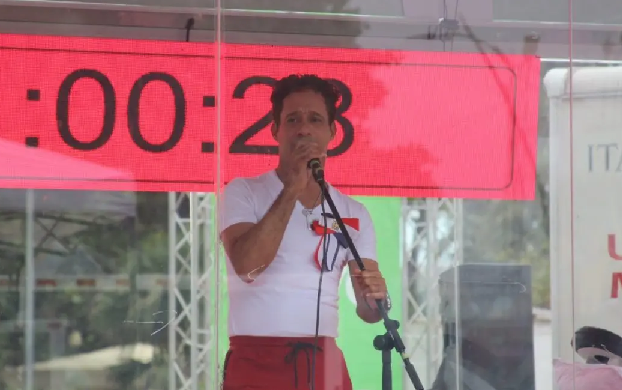 A las 3 son las vencidas no funciona con Records Guinness; le niega hazaña a Carlos Silver por 