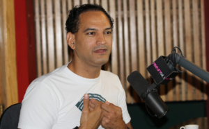 Exdiputado José Laluz con un pie fuera del PLD; retira a la candidatura secretaría por «falta de transparencia»