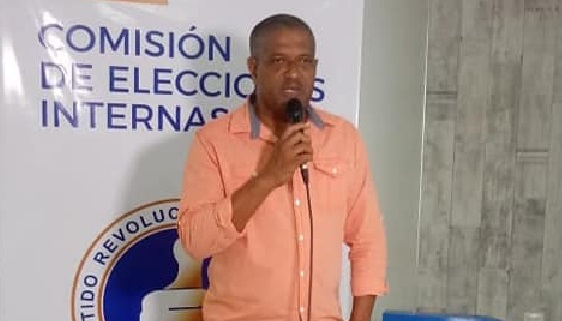 Un palo acecha’o! Rafelito Mirabal indignado por designación Persio Checo en regional de Turismo; declina ser encargado municipal