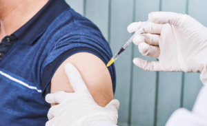 Personal de Salud, militares y mayores de 60 años, serán los primeros en la línea de vacunación contra Covid-19 en RD