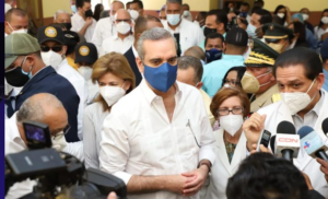 Abinader le devuelve a Danilo su discurso de  bonanza; ve inaceptable miseria en San Juan y lo declara en emergencia