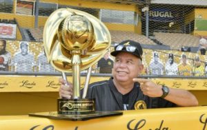 Félix Fermín regresa como dirigente de las Aguilas para la temporada 2021-2022; buscará 500 triunfos y la corona 23