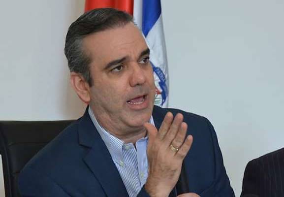 Abinader por el Día Nacional del Periodista: 