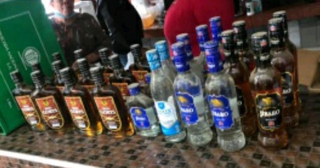 Autoridades sanitarias de Puerto Plata emiten alerta epidemiológica ante intoxicaciones y muertes por bebidas adulteradas