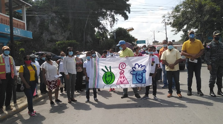 Conani realiza parada cívica en Río San Juan por el mes de prevención contra el abuso infantil