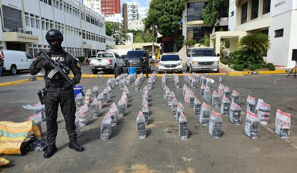 Droga! Ocupan 615 paquetes de cocaína en dos operativos realizados en las costas de Azua y San Pedro de Macorís