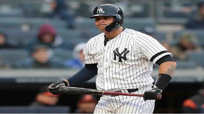 A la banca dominicano Gary Sánchez por pobre desempeño; Kyle Higashioka será el receptor de planta de los Yankees