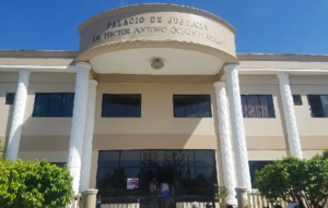 Corte de Nagua le canta 20 años de cárcel a abuelo abusó sexualmente de su nieta de siete años