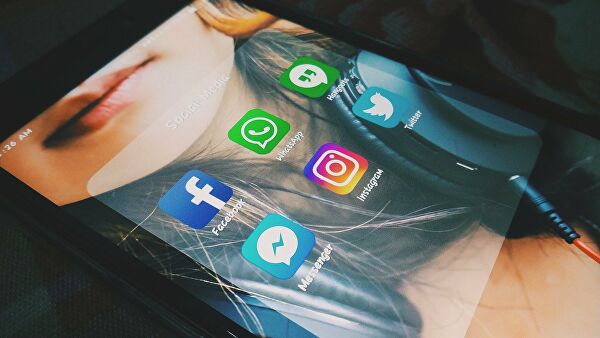 Ven ‘enganchados’ a los medios de comunicación enlodan labor de los periodistas