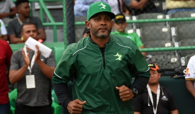 Fernando Tatis regresa como manager de las Estrellas Orientales