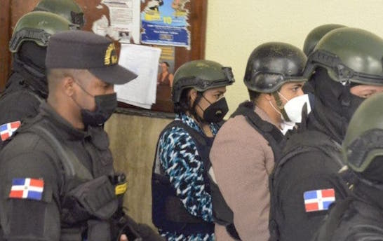 Caso Coral: Imputados fueron trasladados a Najayo a las 5:30 de la mañana