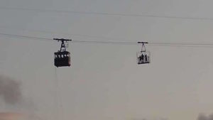 Rescatan a 15 de 32 personas quedaron varadas en Teleférico de Puerto Plata, procederán a extraer 17 restantes