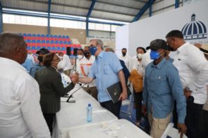 Abinader proyecta plan master de desarrollo de Cabrera para los próximos 20 años; construirá red hospitalaria