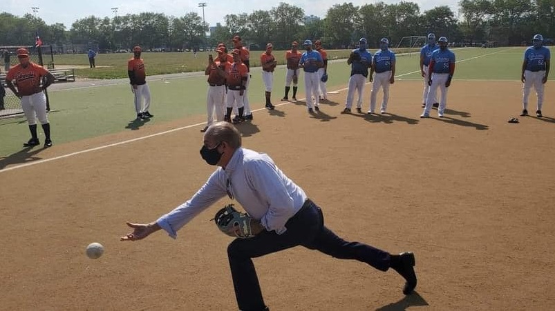 Arranca con éxito el torneo de Softbol 2021 de la Liga los Cabrereños en Nueva York