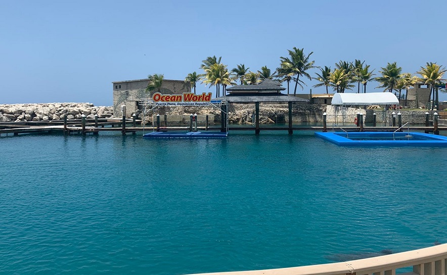 Complejo turístico Ocean World respalda torneo baloncesto y eventos acuáticos en Puerto Plata