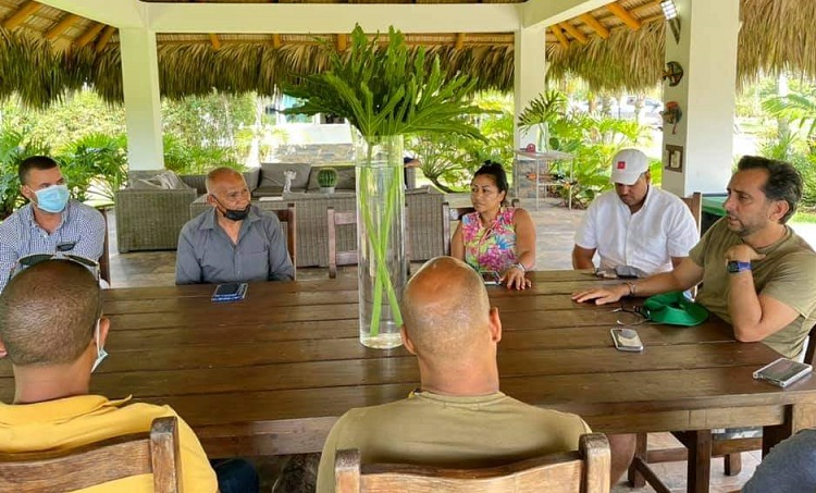 Cavoli recibe pescadores Ma. Trinidad Sánchez a 