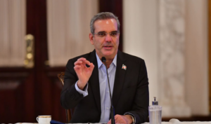 Abinader aclara no aceptará cambios sobre elección presidencial en diálogo nacional; Leonel no va