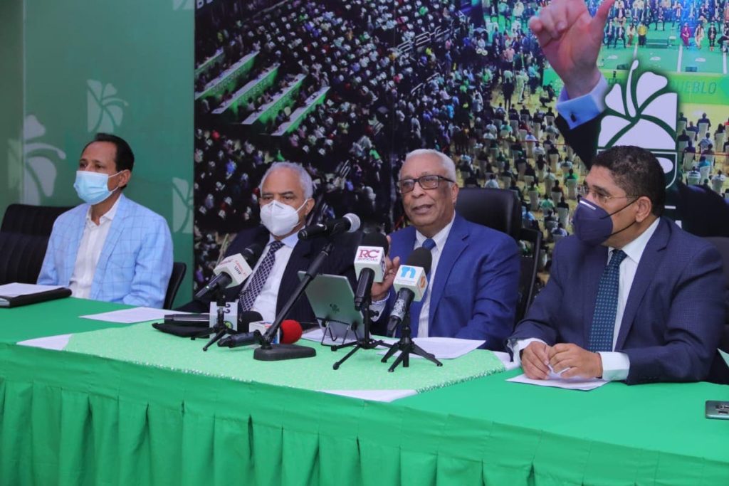 Fuerza del Pueblo dice explicaciones gobernador Banco Central confirman planteamientos de Leonel Fernández