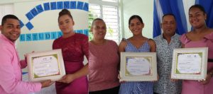 Liceo Antorcha del Futuro reconoce a 26 estudiantes meritorios